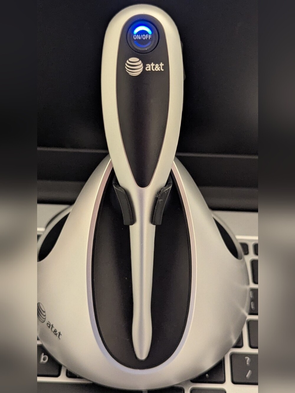AT&T DECT 6.0 Cordless Wireless Headset TL7600 Charging Station & Accessories